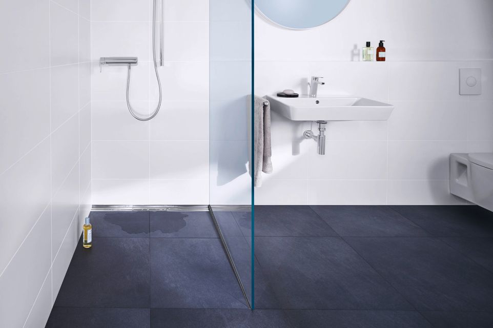 CeraWall Pure shower channel